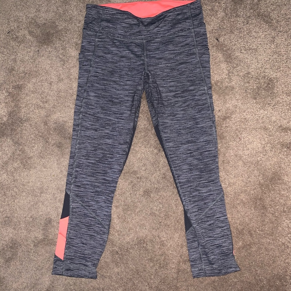 Lululemon pace rival crop